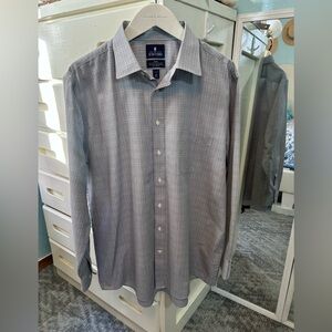 Stratford Men’s Tailored Culture Travel Easy-Care Dress Shirt Check Button Up✨